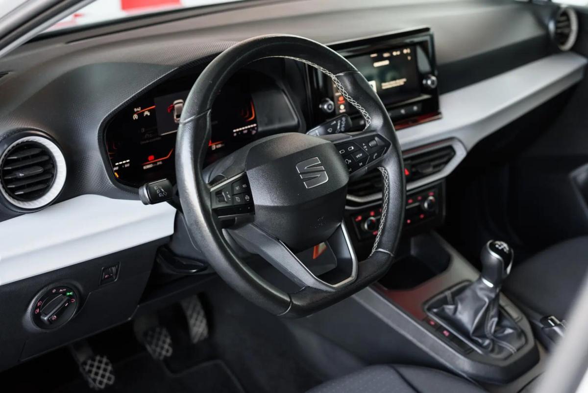 seat-ibiza-2024-gasolina-999cc