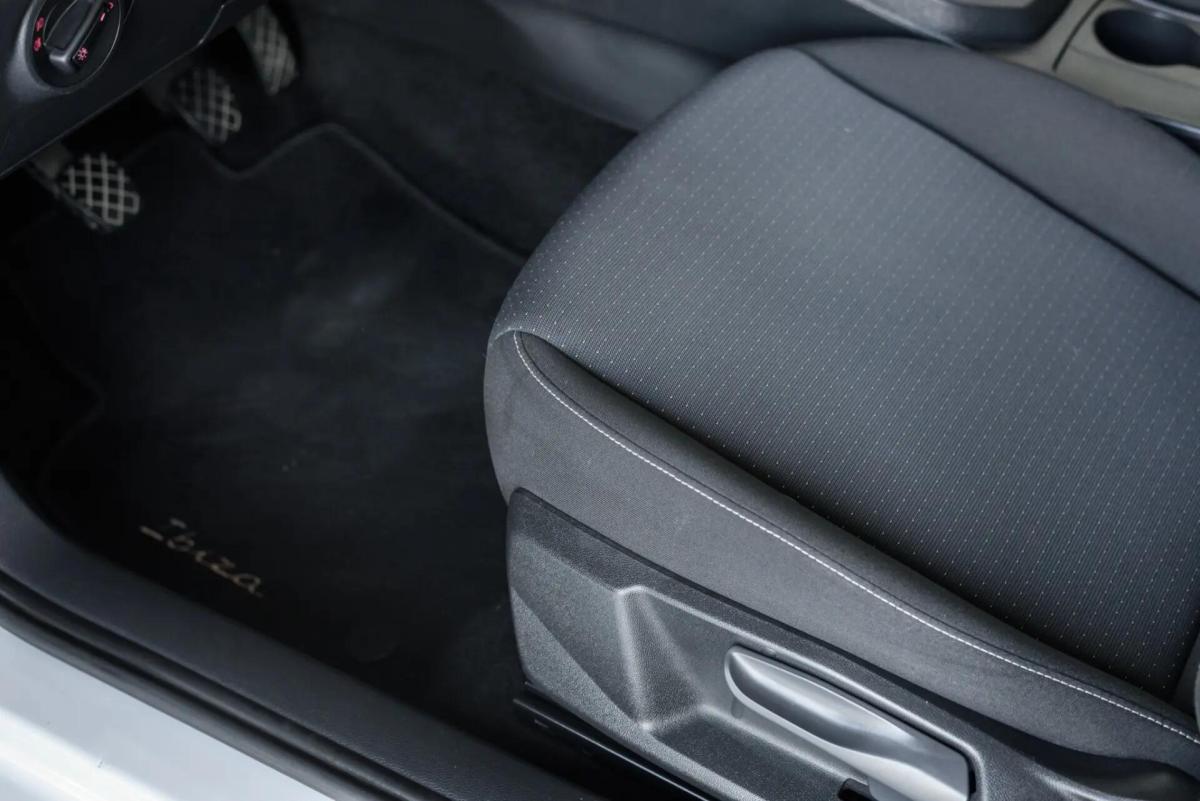 seat-ibiza-2024-gasolina-999cc