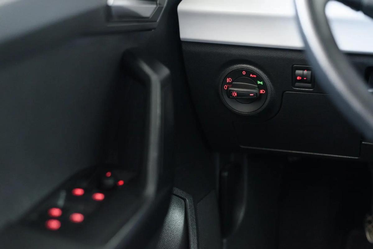 seat-ibiza-2024-gasolina-999cc
