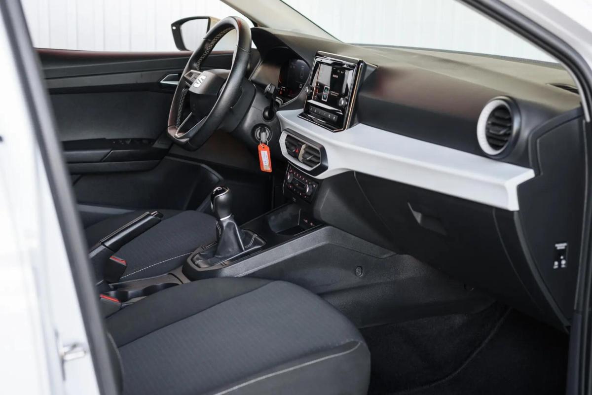 seat-ibiza-2024-gasolina-999cc
