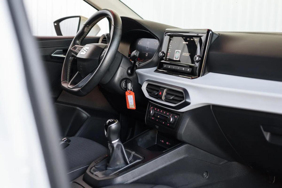 seat-ibiza-2024-gasolina-999cc