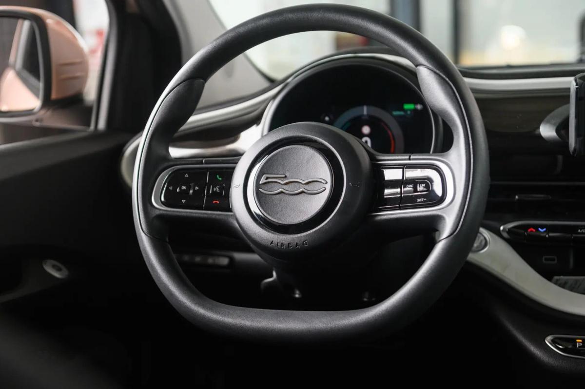 fiat-500e-2023-eletrico-0cc