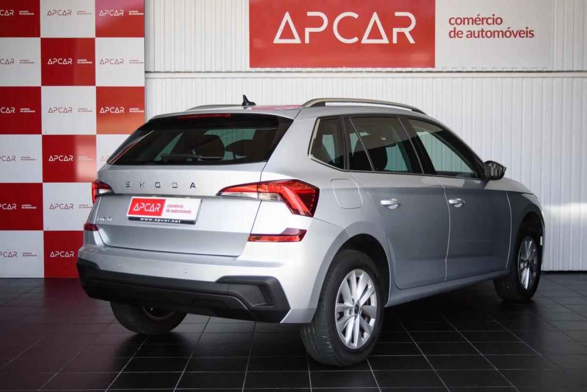 skoda-kamiq-2024-gasolina-999cc