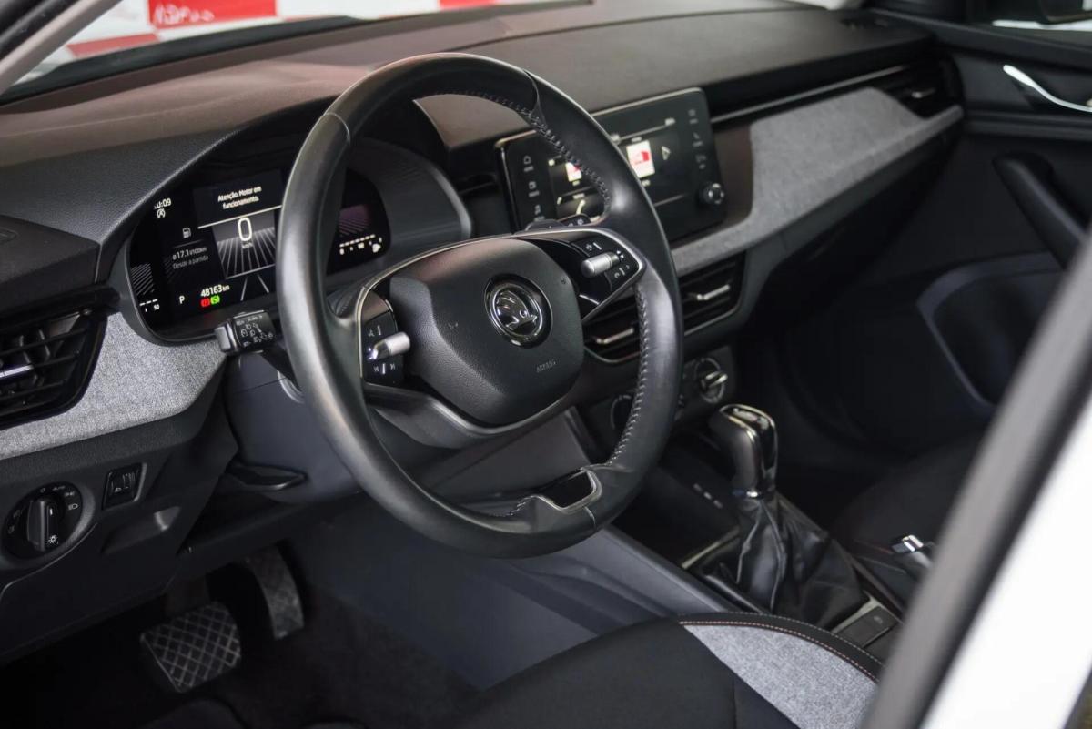 skoda-kamiq-2024-gasolina-999cc