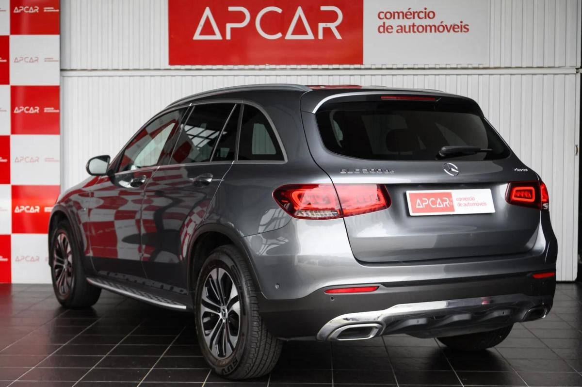 mercedes-benz-glc-300-de-4matic-2021-hibrido-a-diesel-1999cc