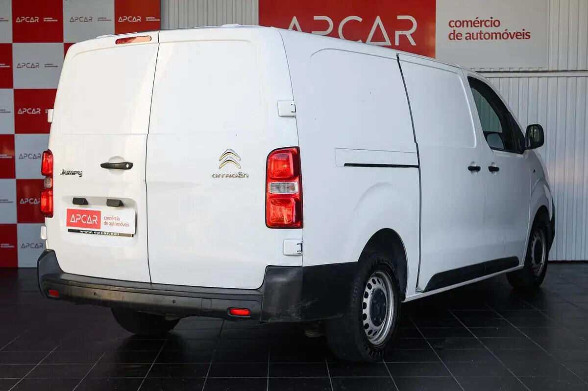 citroen-jumpy-2019-diesel-1997cc