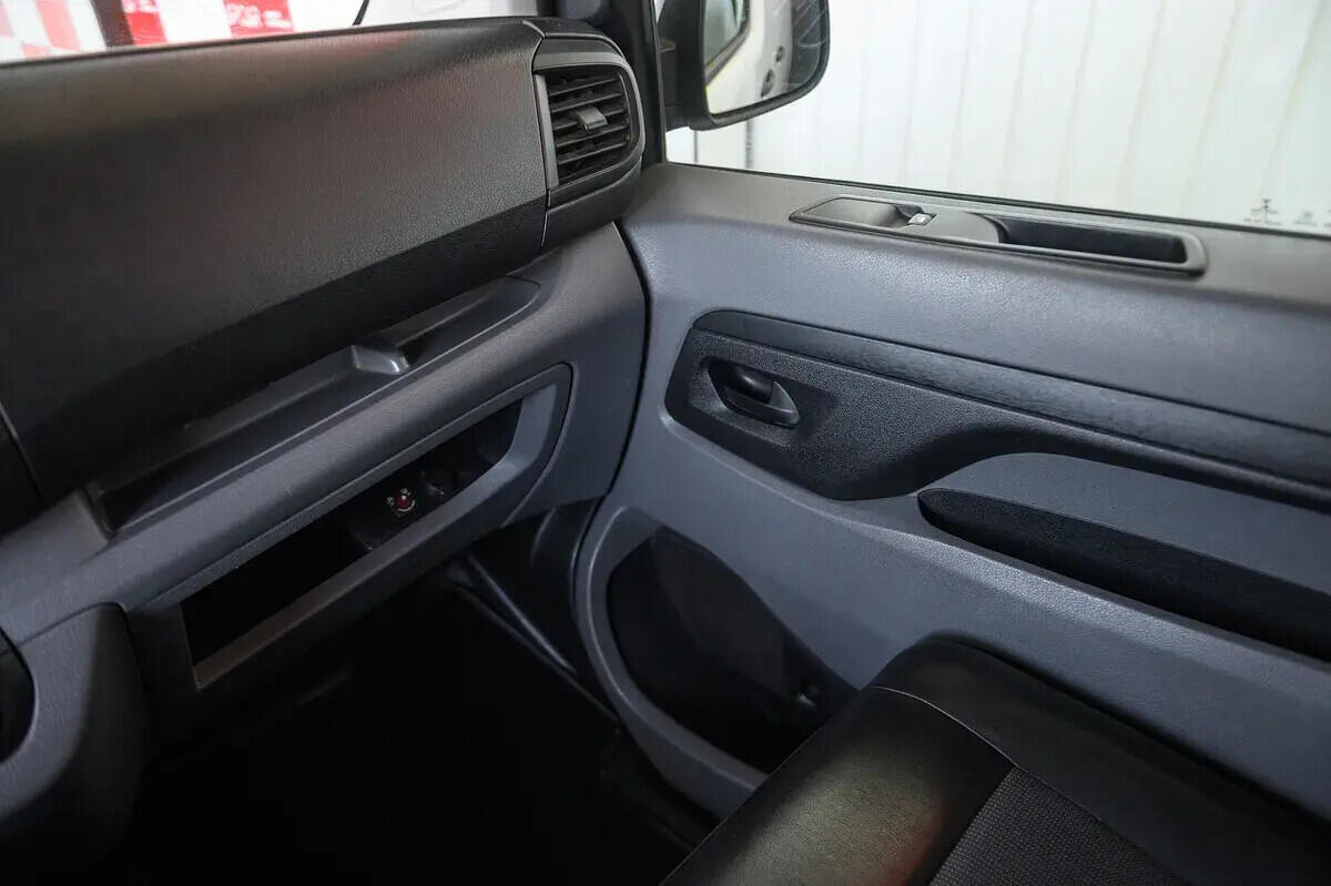citroen-jumpy-2019-diesel-1997cc