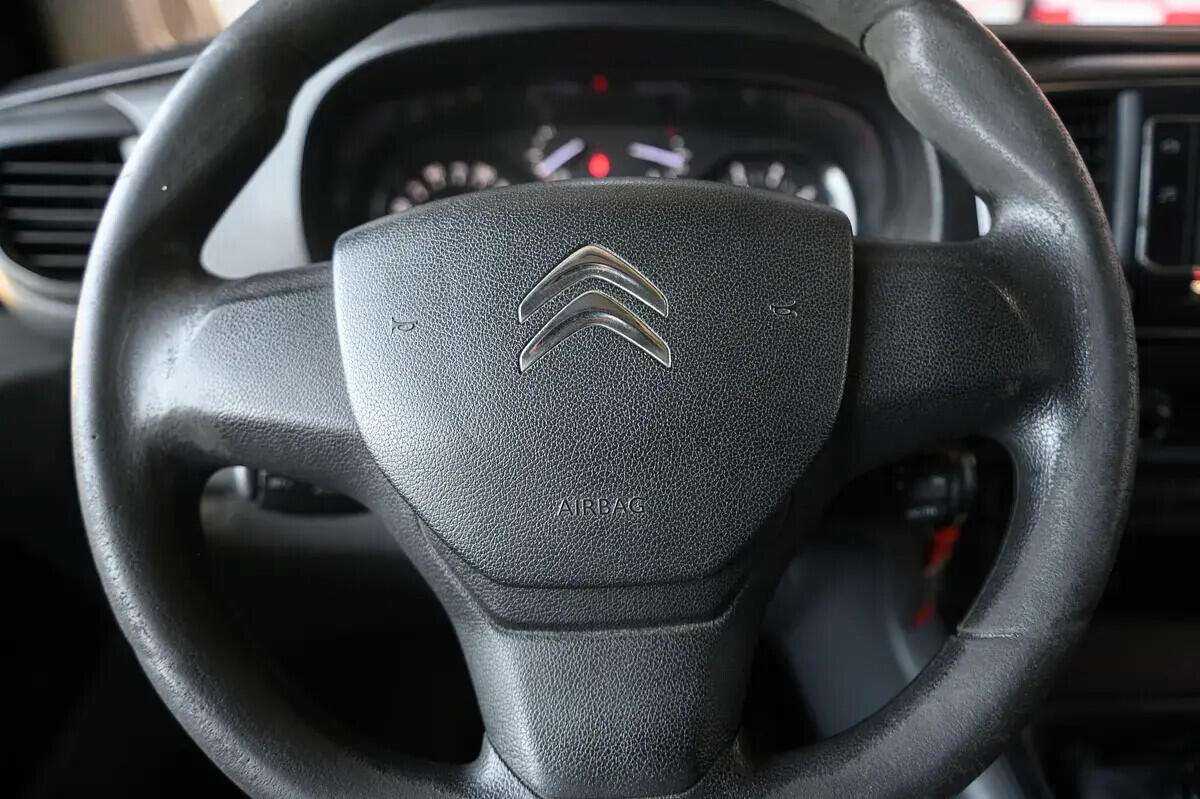citroen-jumpy-2019-diesel-1997cc