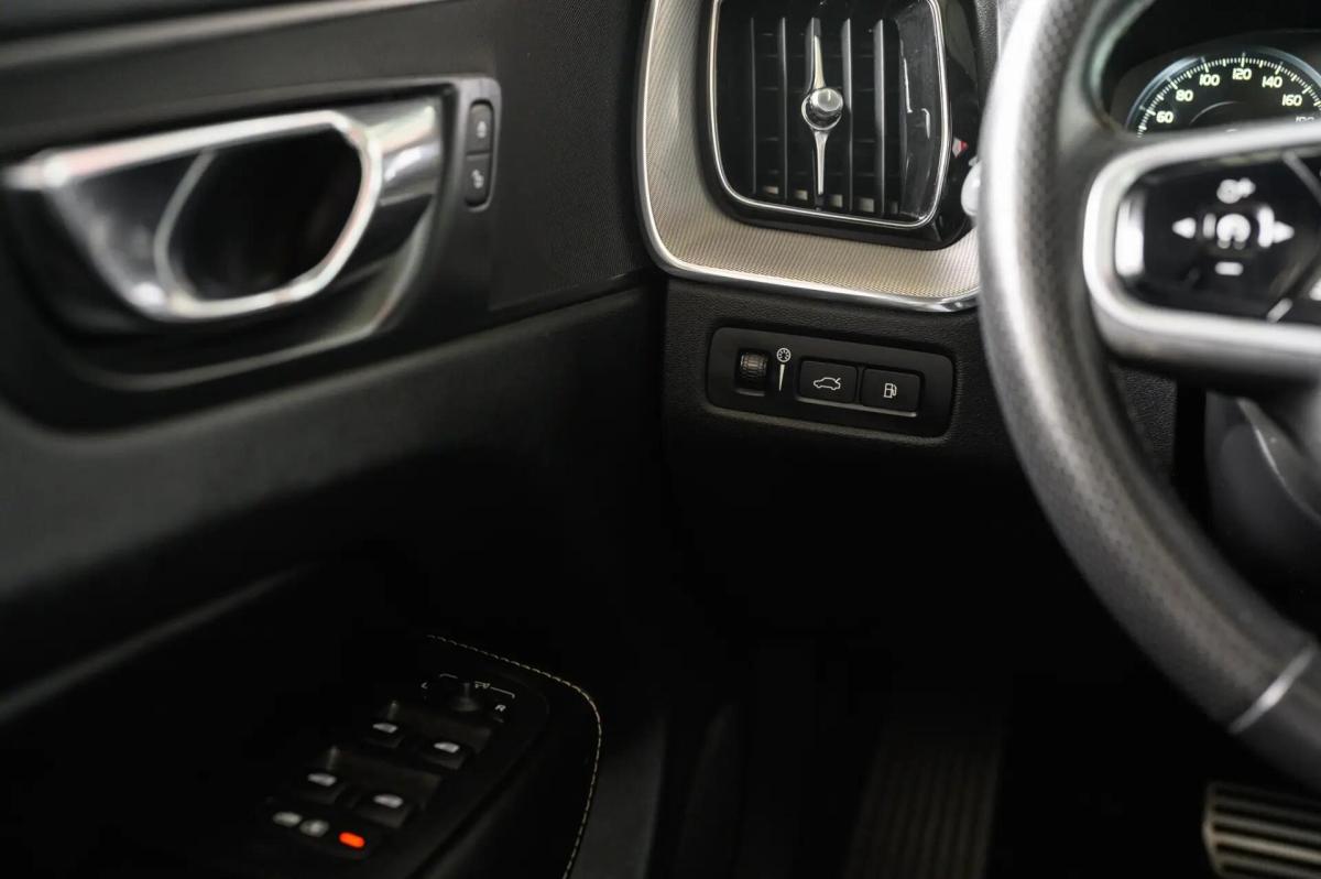 volvo-xc60-2019-hibrido-a-gasolina-1969cc