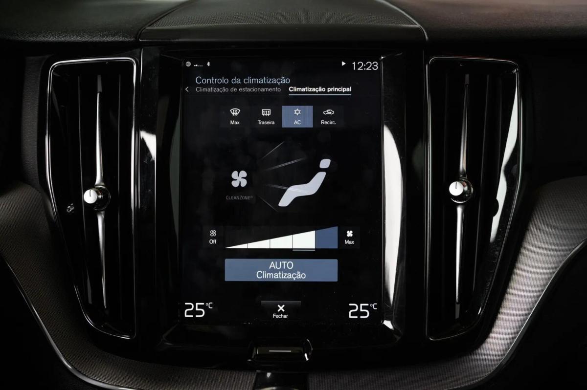 volvo-xc60-2019-hibrido-a-gasolina-1969cc