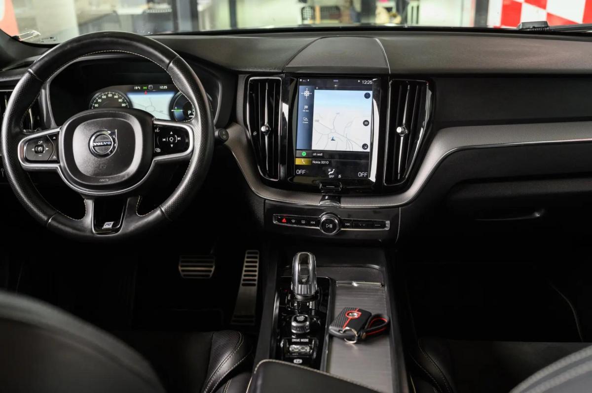 volvo-xc60-2019-hibrido-a-gasolina-1969cc