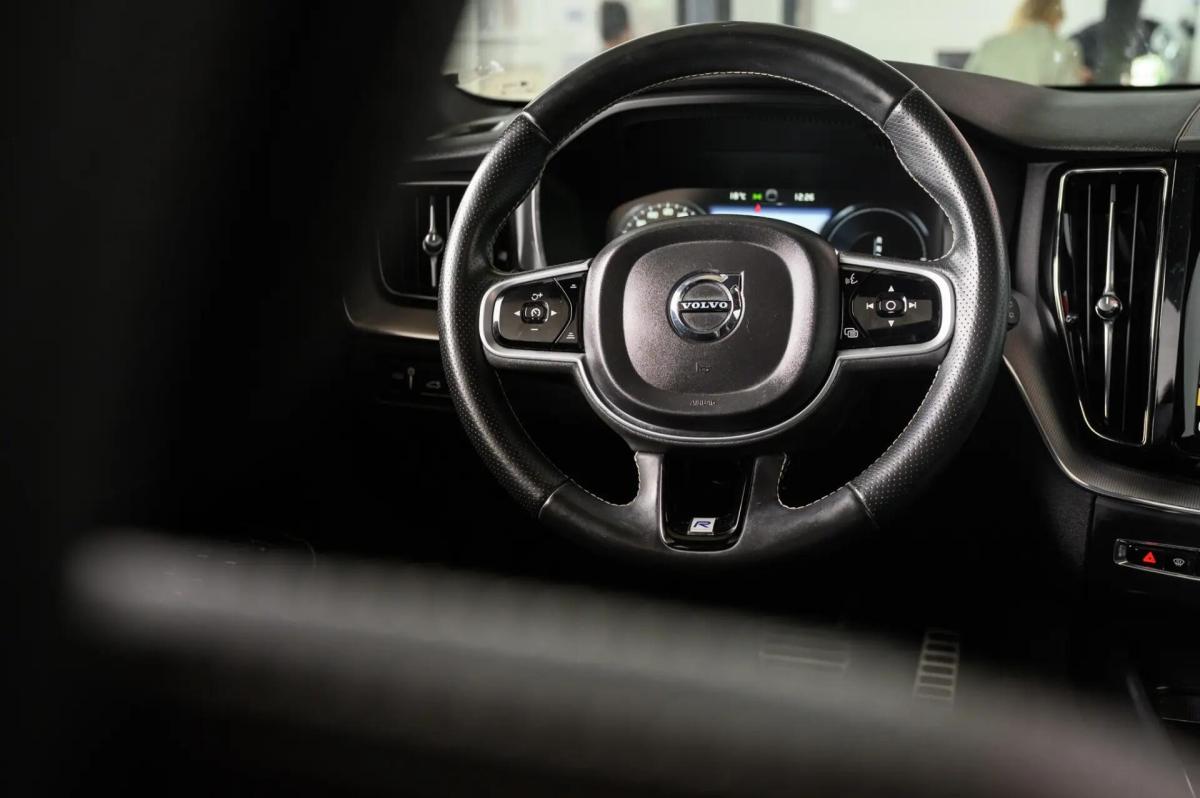 volvo-xc60-2019-hibrido-a-gasolina-1969cc