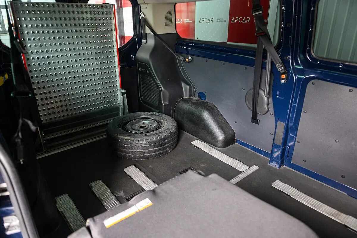 ford-transit-custom-2016-diesel-2198cc