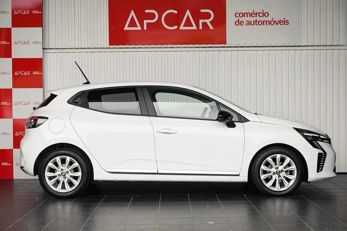 renault-clio-2024-gasolina-999cc