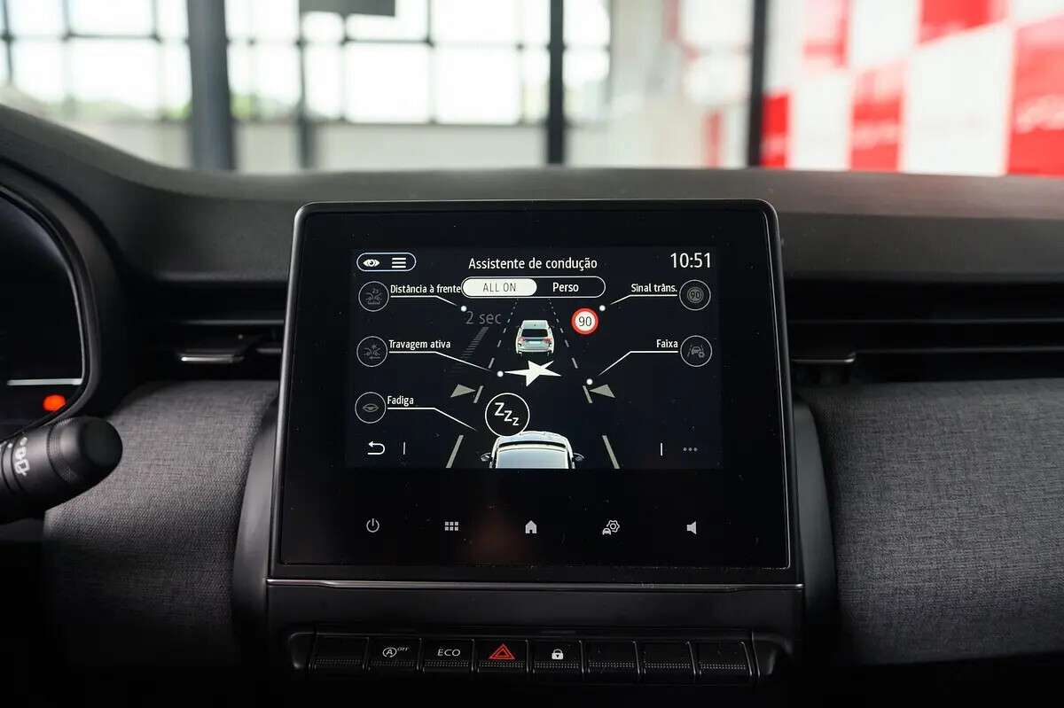 renault-clio-2024-gasolina-999cc