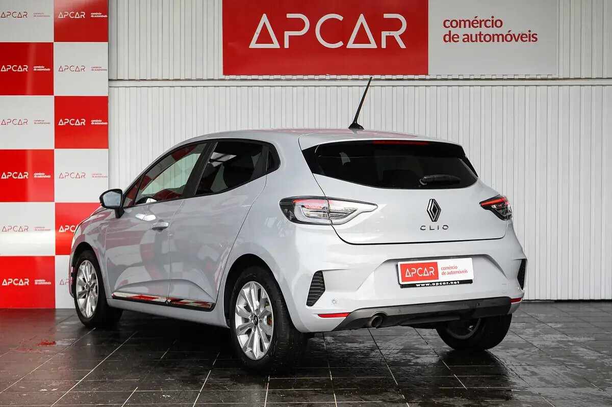 renault-clio-2024-diesel-1461cc