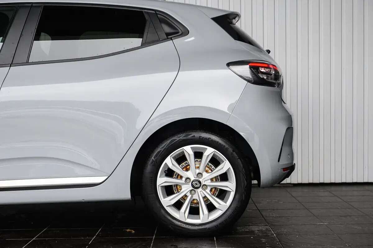 renault-clio-2024-diesel-1461cc