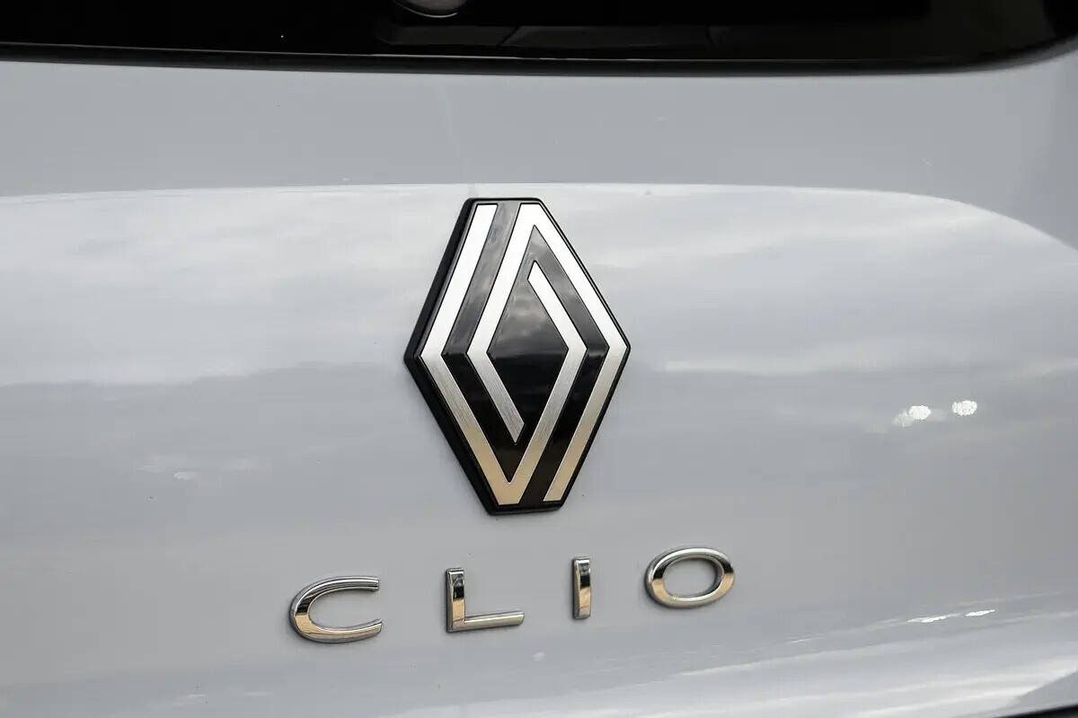 renault-clio-2024-diesel-1461cc