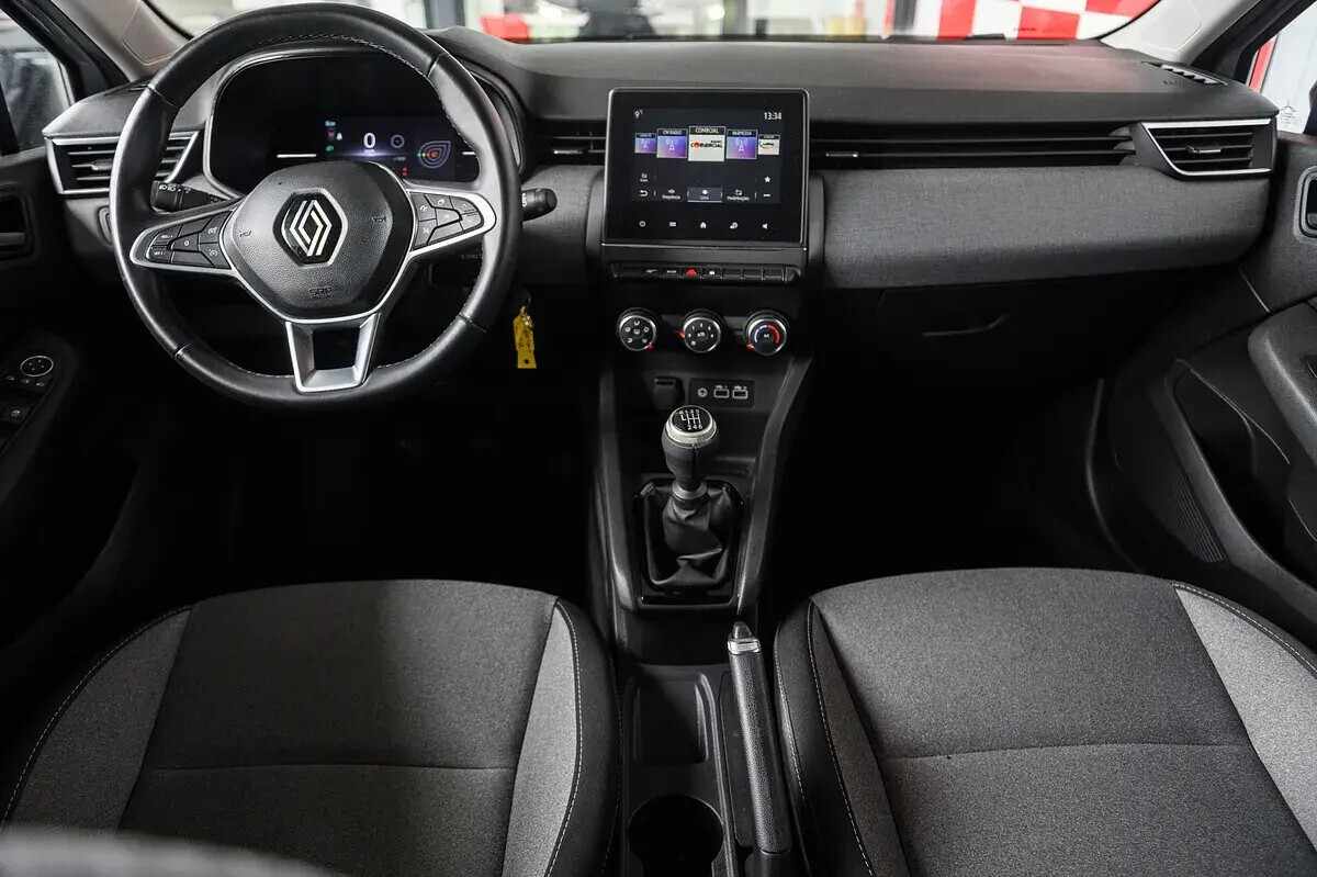 renault-clio-2024-diesel-1461cc