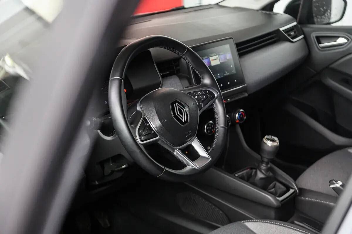 renault-clio-2024-diesel-1461cc