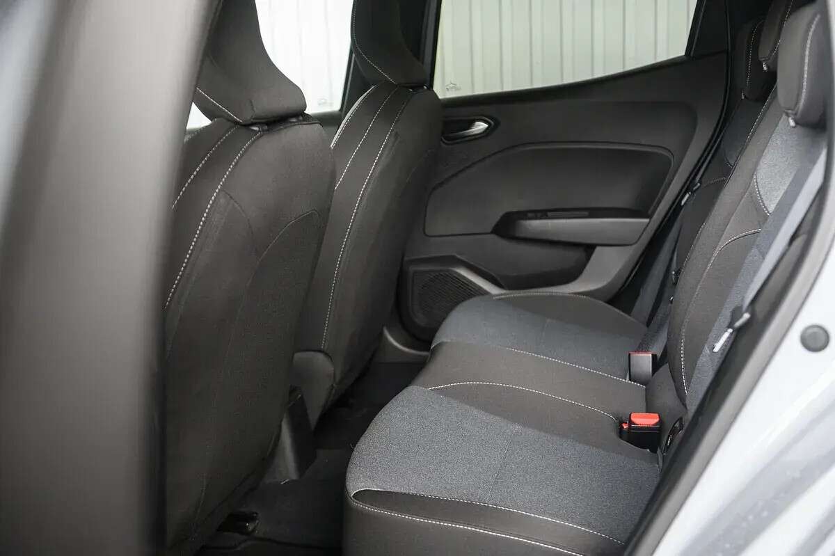 renault-clio-2024-diesel-1461cc