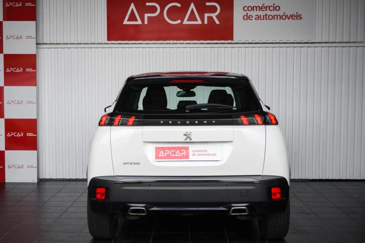 peugeot-2008-2021-gasolina-1199cc