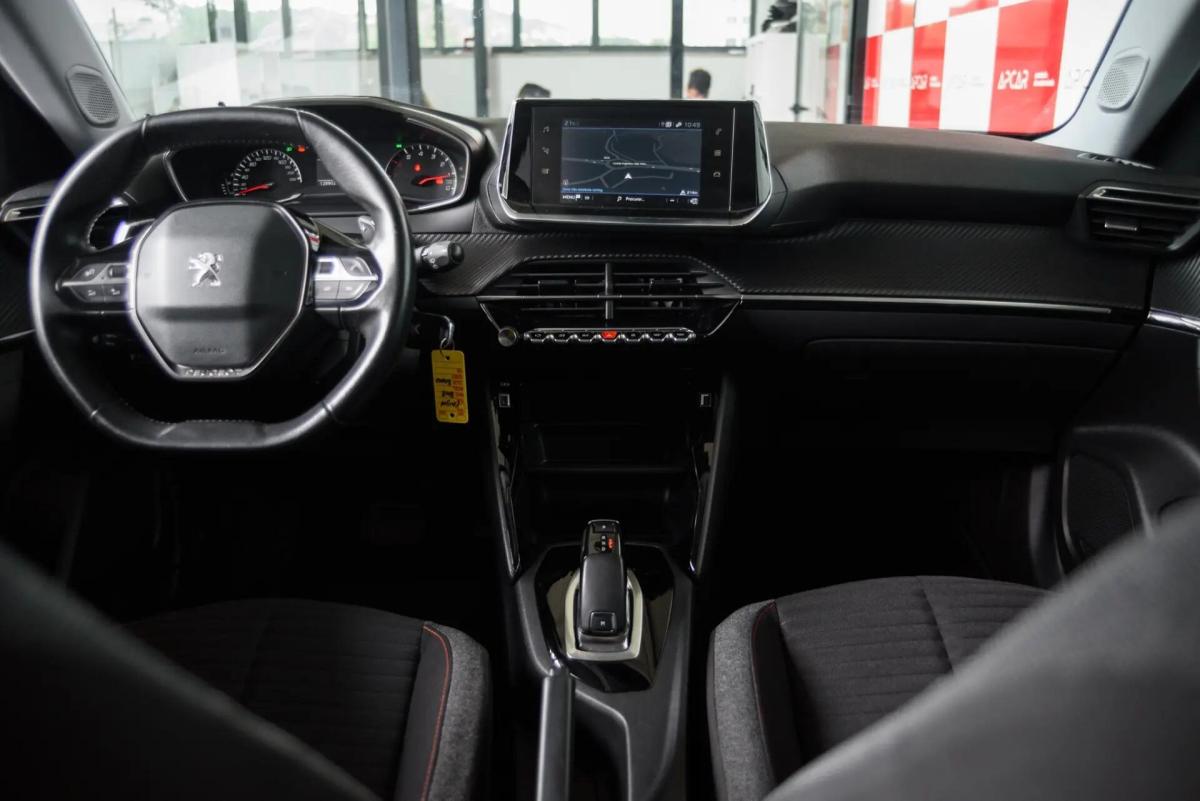 peugeot-2008-2021-gasolina-1199cc