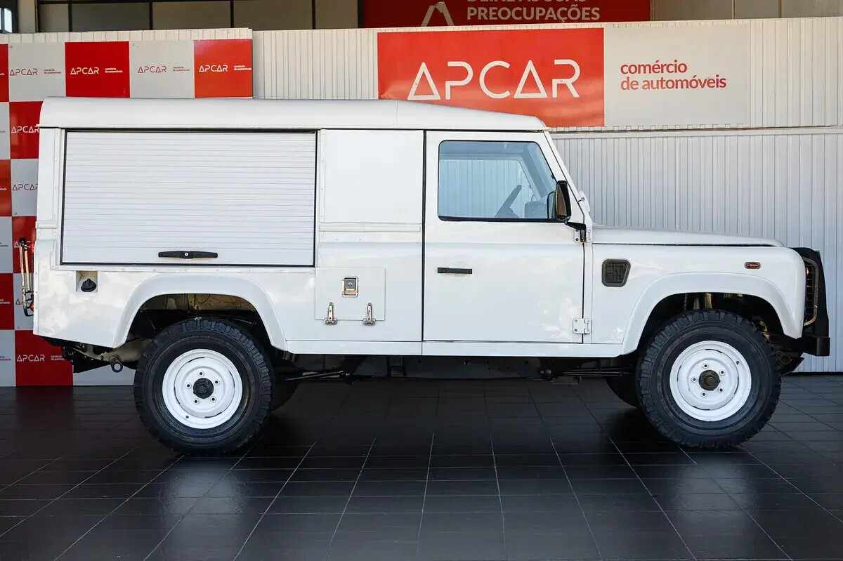 land-rover-defender-2007-diesel-2495cc