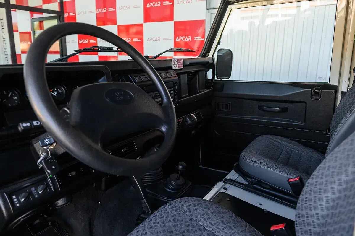land-rover-defender-2007-diesel-2495cc