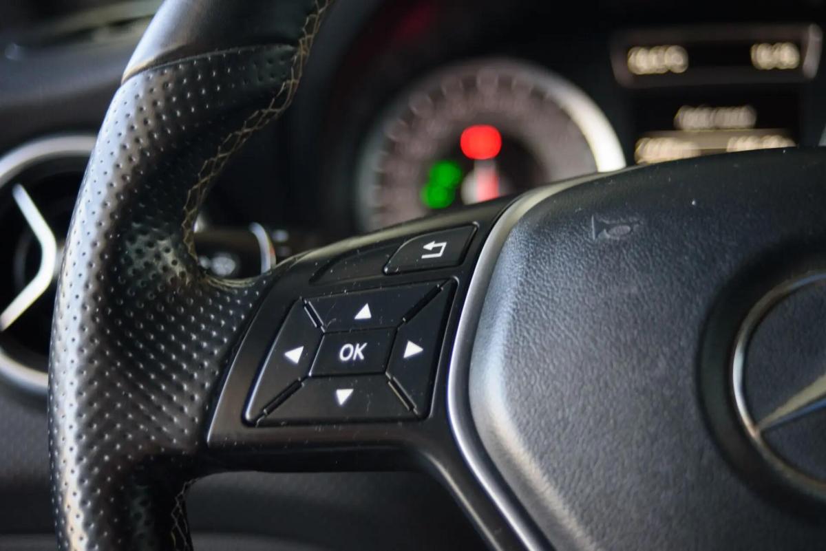 mercedes-benz-classe-a-a-160-d-2015-diesel-1461cc