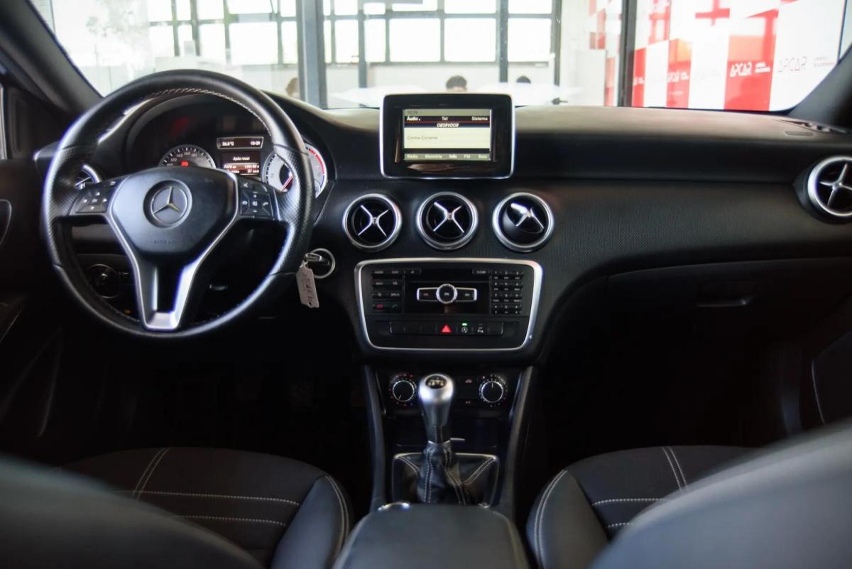 mercedes-benz-classe-a-a-160-d-2015-diesel-1461cc