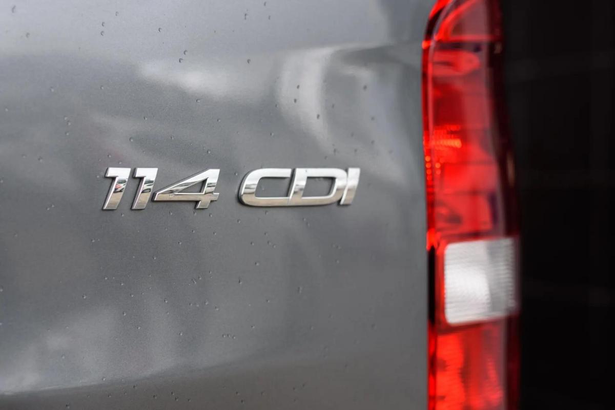 mercedes-benz-vito-tourer-114-cdi-long-2022-diesel-1950cc