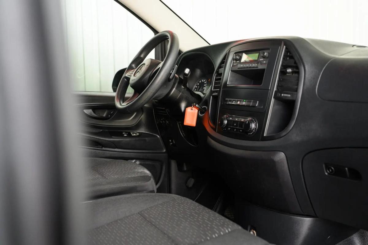 mercedes-benz-vito-tourer-114-cdi-long-2022-diesel-1950cc