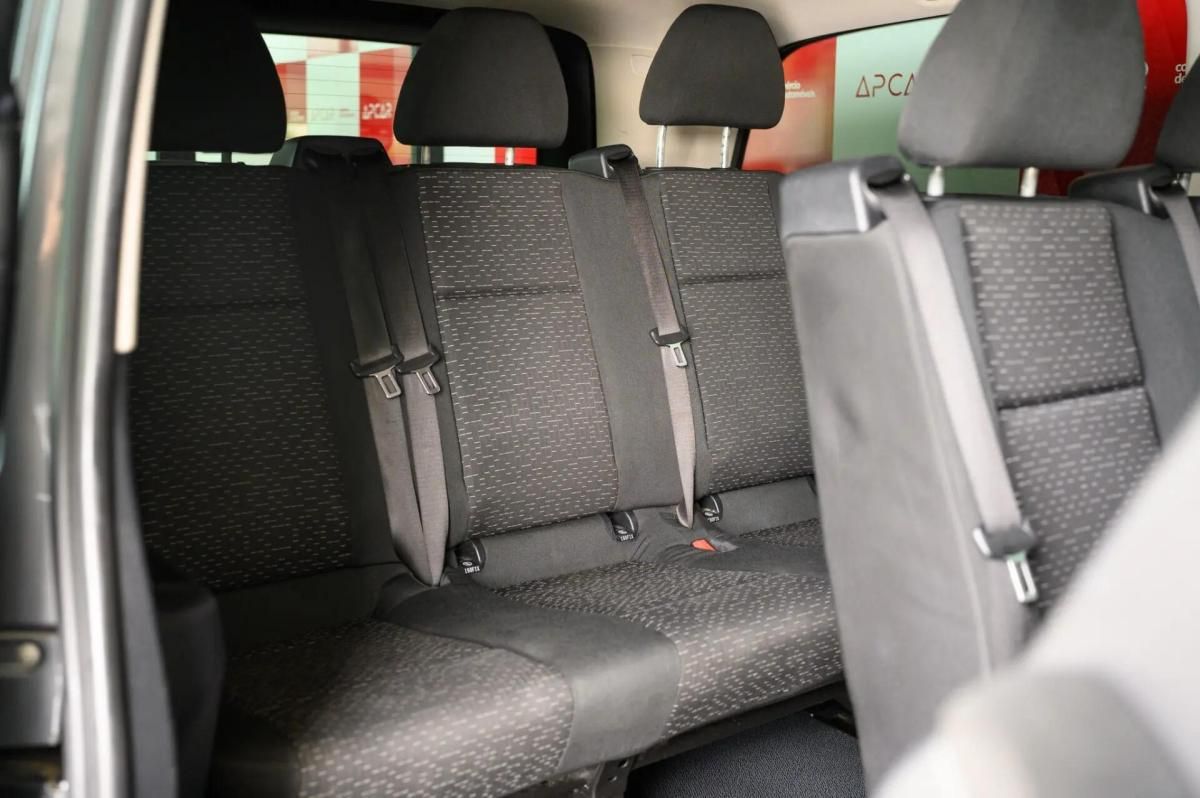 mercedes-benz-vito-tourer-114-cdi-long-2022-diesel-1950cc