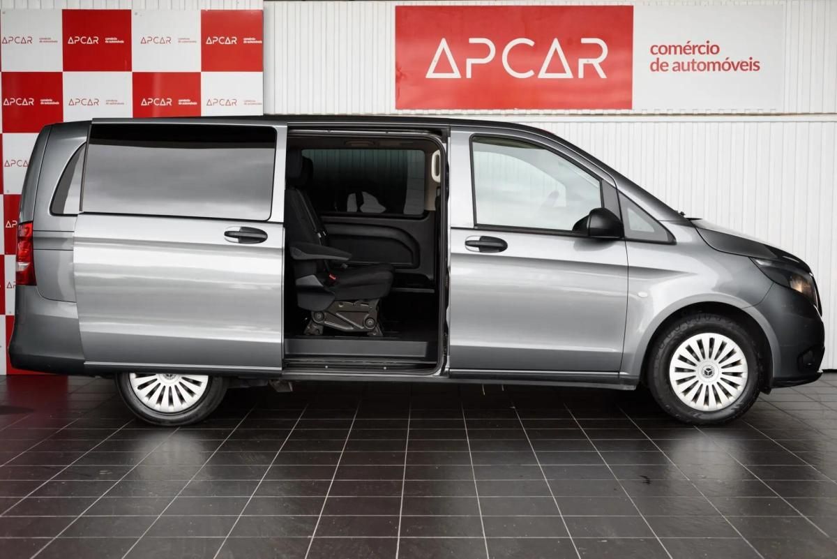 mercedes-benz-vito-tourer-114-cdi-long-2022-diesel-1950cc