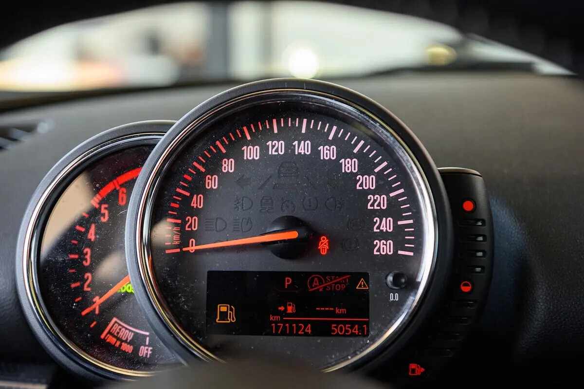 mini-clubman-2017-diesel-1995cc