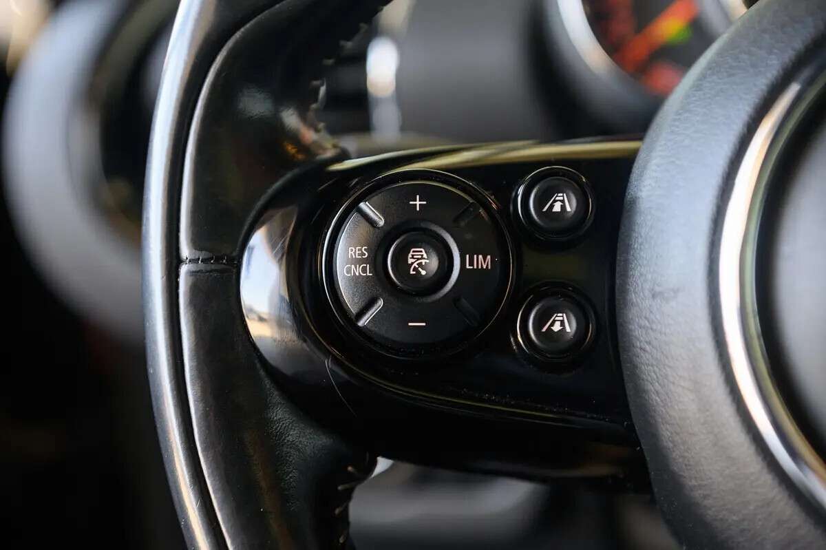 mini-clubman-2017-diesel-1995cc