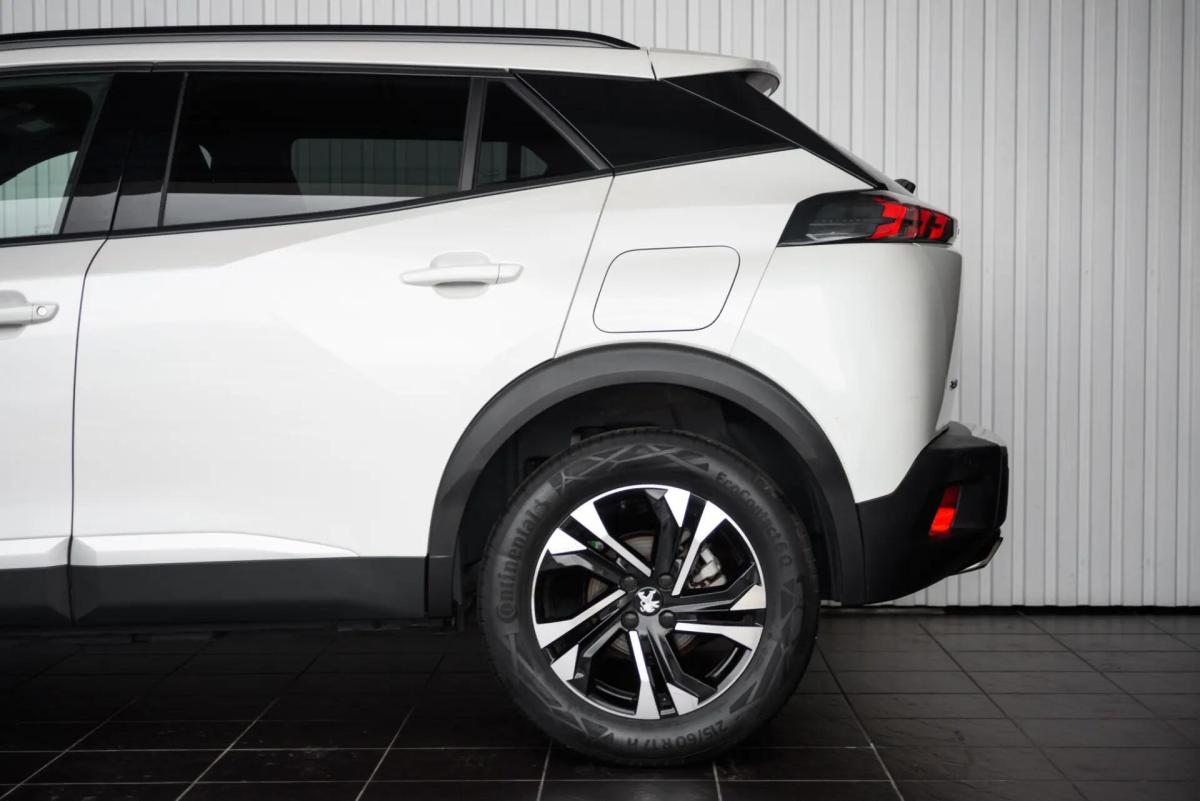 peugeot-2008-2023-gasolina-1199cc