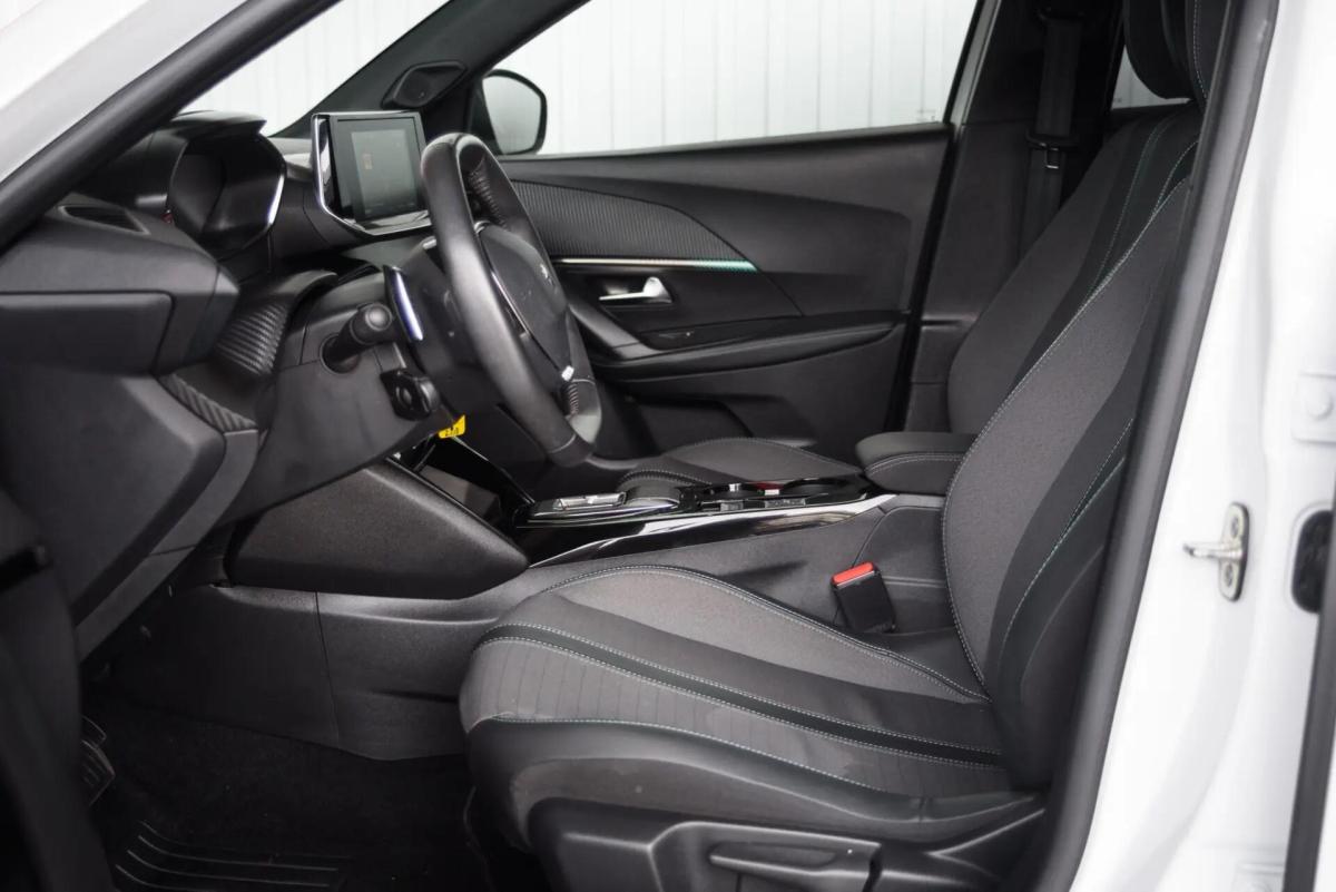 peugeot-2008-2023-gasolina-1199cc