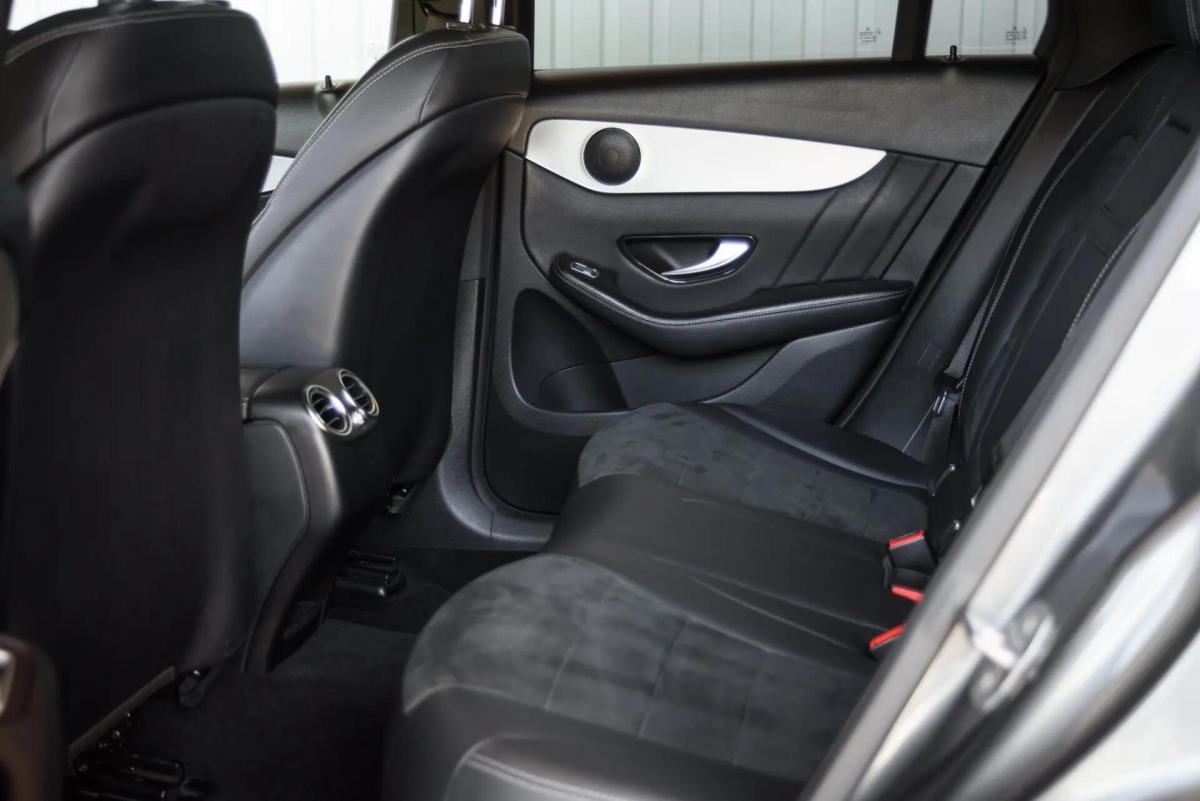 mercedes-benz-glc-250-4matic-2015-diesel-2143cc