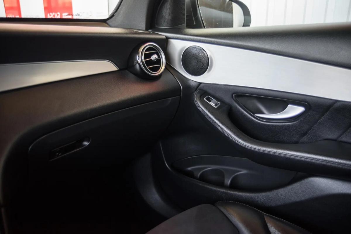 mercedes-benz-glc-250-4matic-2015-diesel-2143cc
