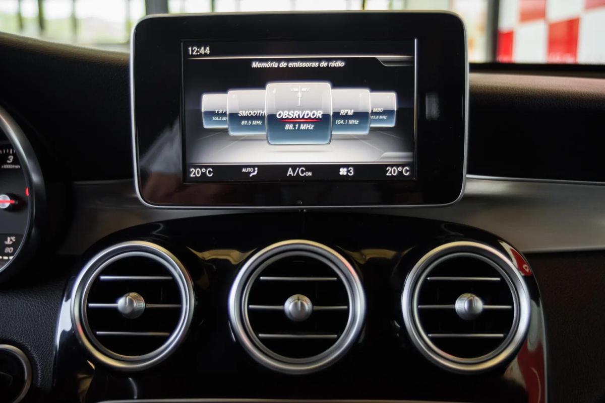mercedes-benz-glc-250-4matic-2015-diesel-2143cc