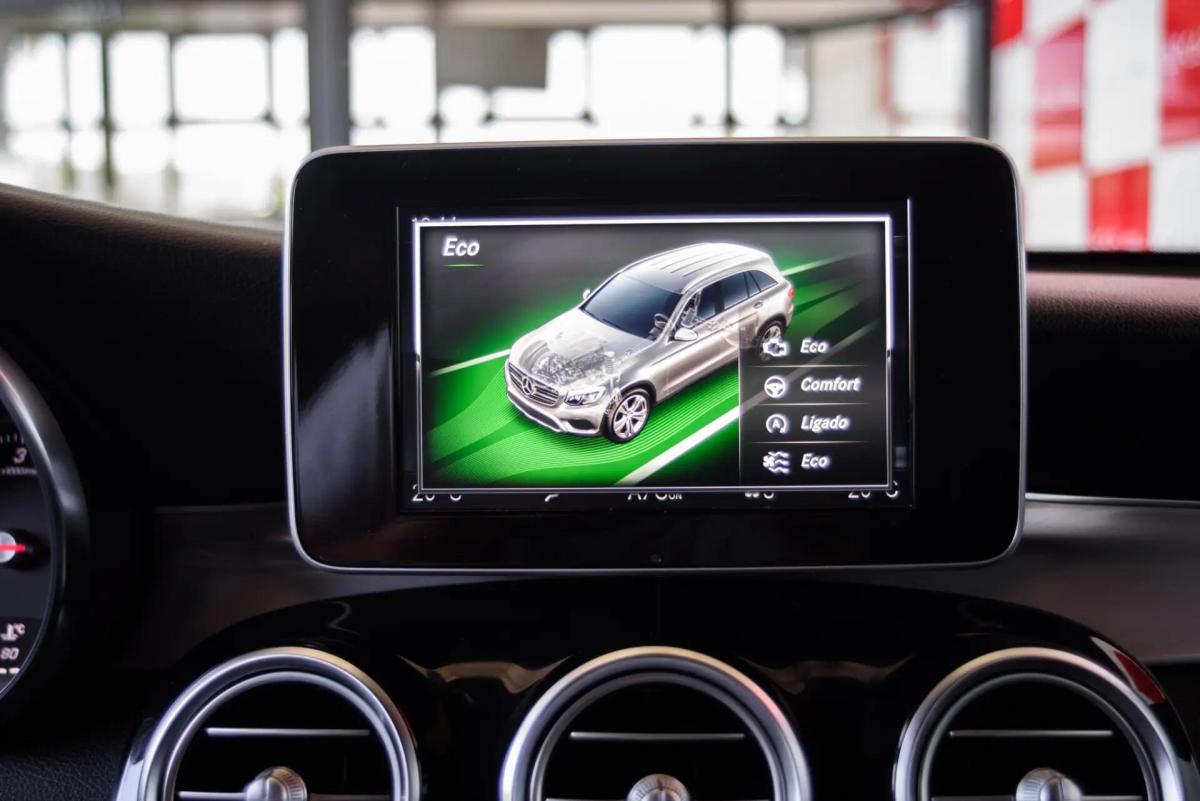 mercedes-benz-glc-250-4matic-2015-diesel-2143cc