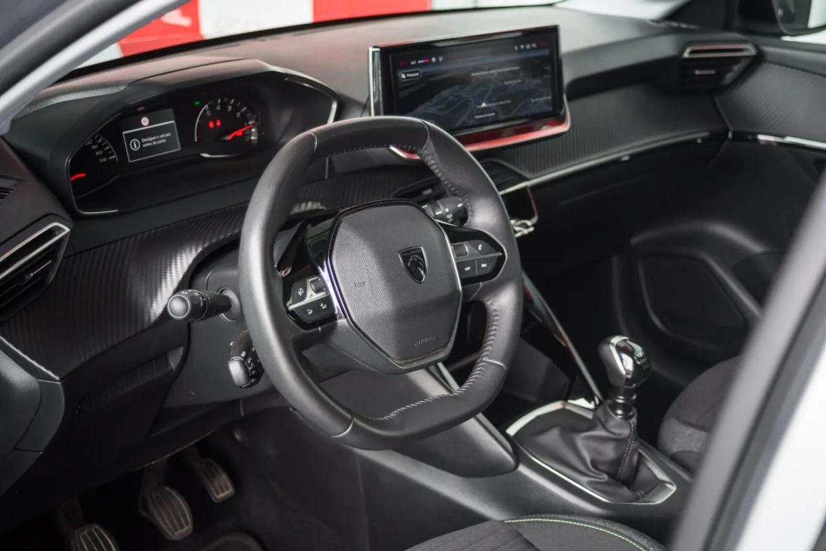 peugeot-208-2024-gasolina-1199cc
