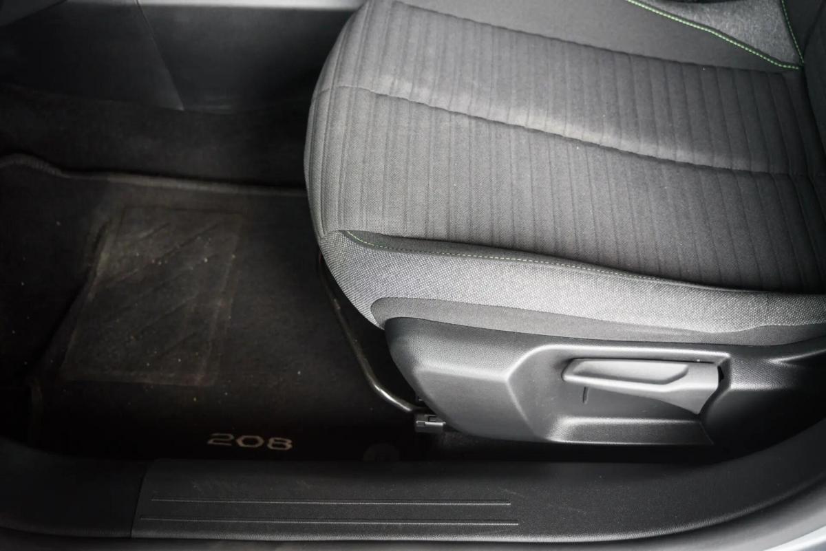 peugeot-208-2024-gasolina-1199cc