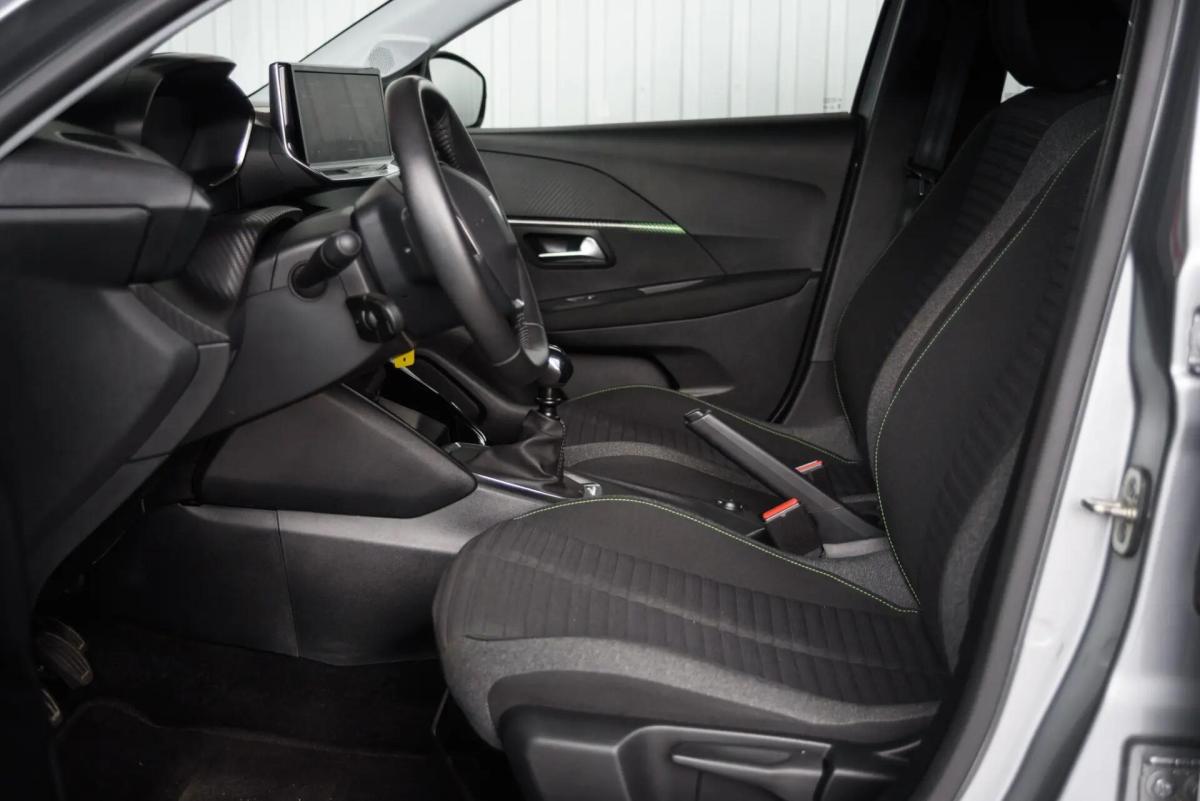 peugeot-208-2024-gasolina-1199cc