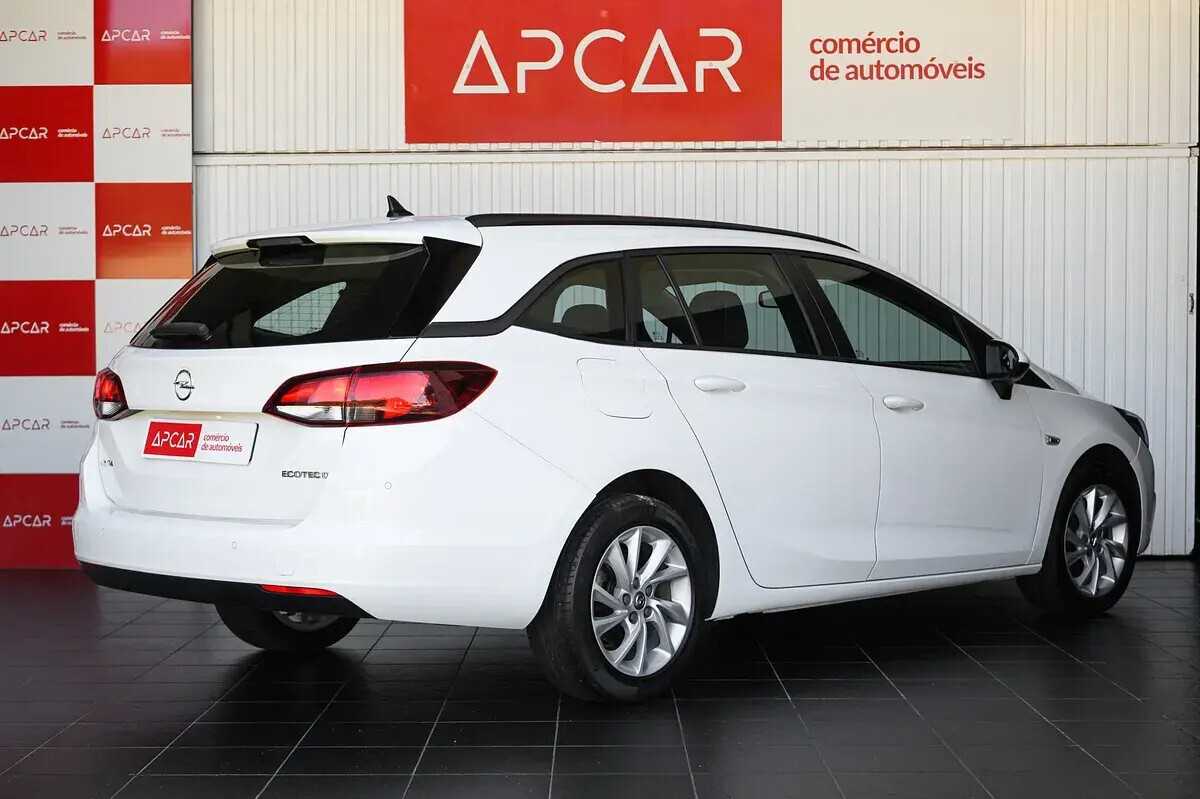 opel-astra-sport-tourer-2018-diesel-1598cc