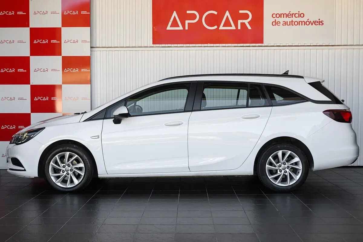 opel-astra-sport-tourer-2018-diesel-1598cc