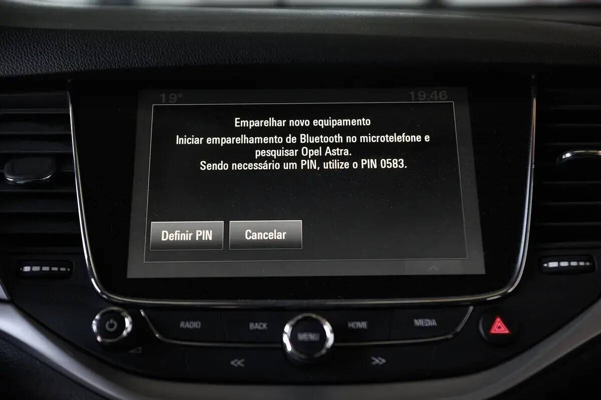 opel-astra-sport-tourer-2018-diesel-1598cc