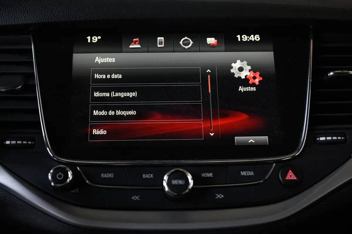 opel-astra-sport-tourer-2018-diesel-1598cc